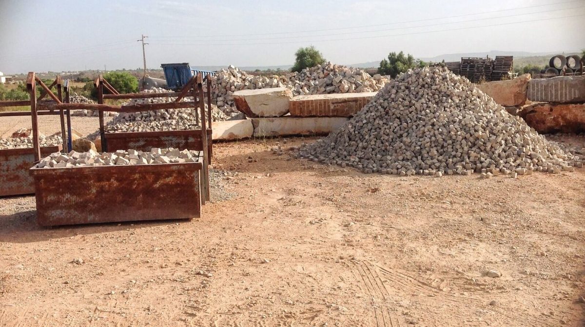 Separação de Pedras para Calçada